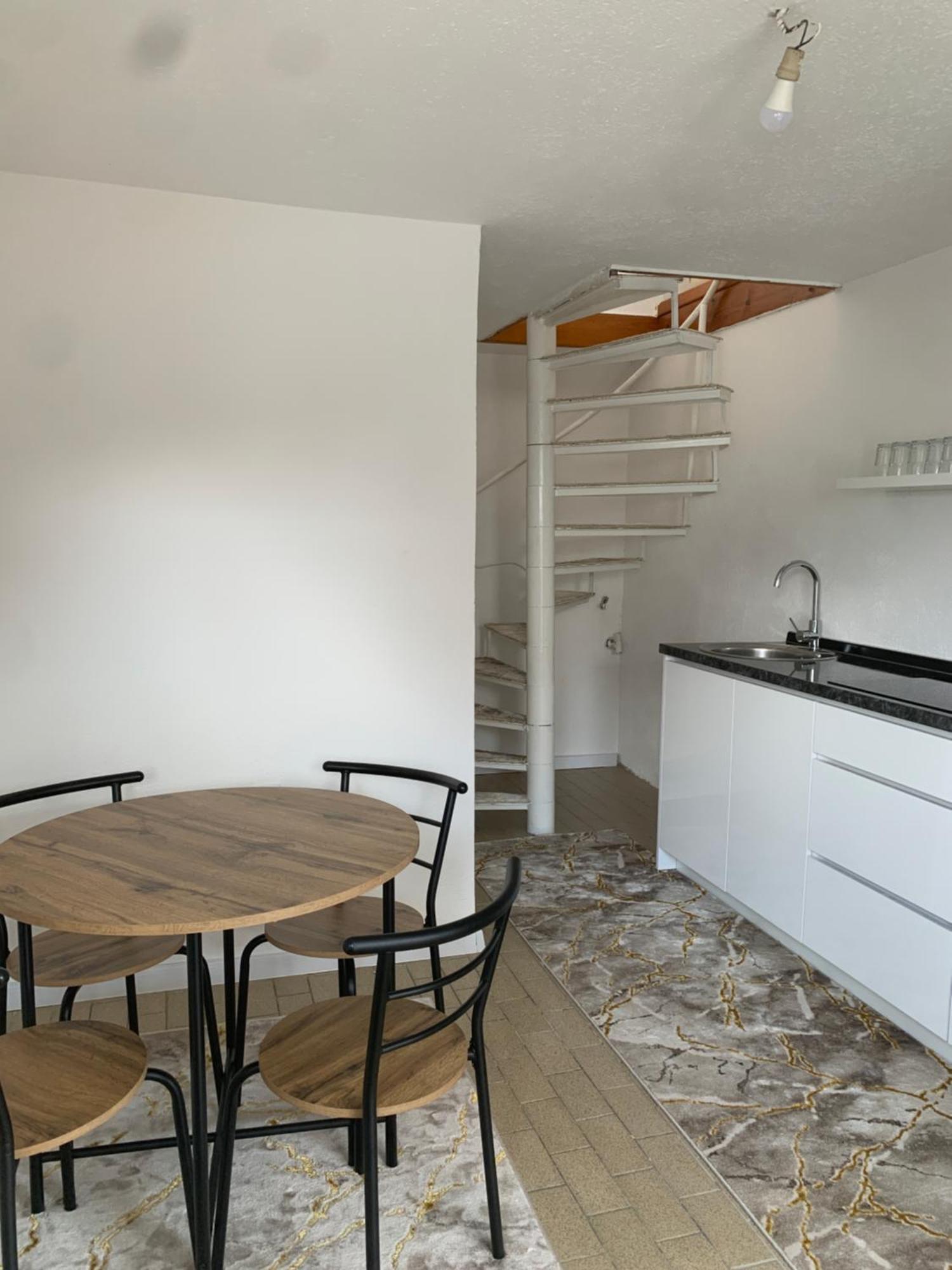 Little Heaven Free Parking Apartment ซาราเยโว ภายนอก รูปภาพ